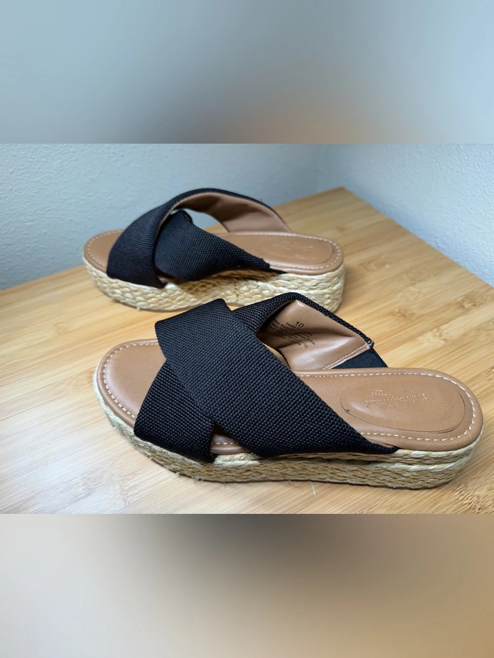 Universal Thread Black Desi Platform Espadrille Crisscross Sandals Size 10